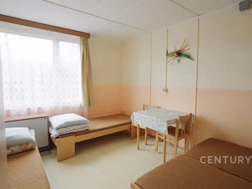 Prodej domu 1048 m², pozemek 2692 m²