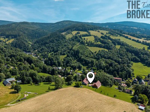 Prodej domu 242 m², pozemek 13584 m²