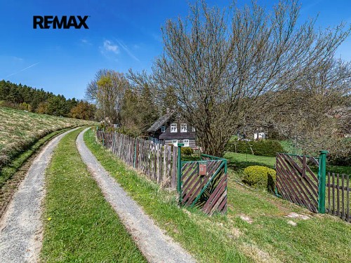 Prodej domu 215 m², pozemek 2143 m²