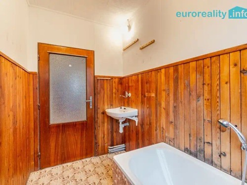 Prodej domu 250 m², pozemek 816 m²