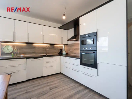 Prodej domu 195 m², pozemek 901 m²