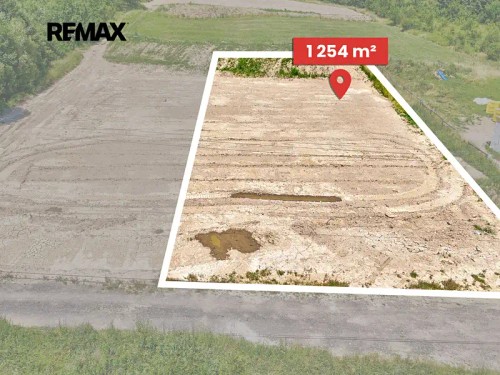 Prodej stavebního pozemku 1254 m²