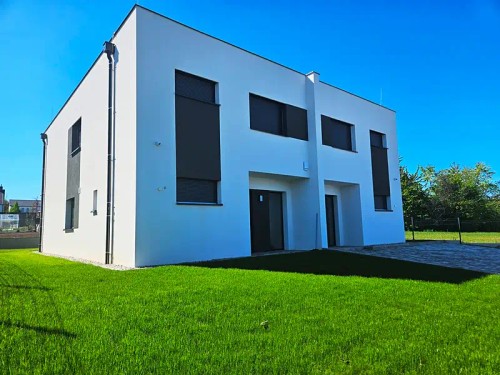 Prodej domu 279 m², pozemek 857 m²