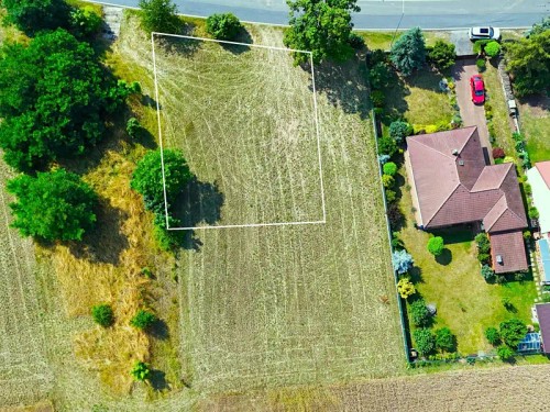 Prodej stavebního pozemku 800 m²