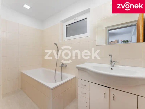 Prodej domu 214 m², pozemek 449 m²