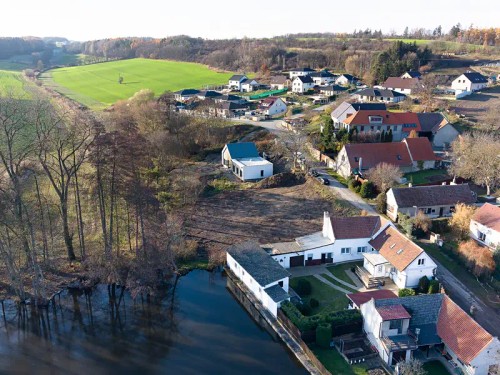 Prodej stavebního pozemku 982 m²