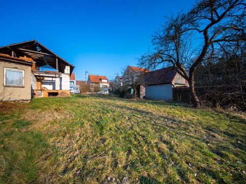Prodej stavebního pozemku 806 m²