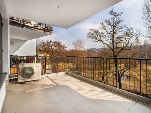 Prodej bytu 4+kk 100 m²