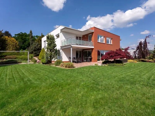 Prodej vily 479 m², pozemek 1503 m²