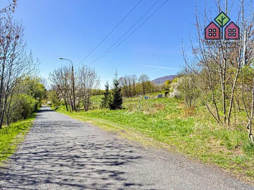 Prodej stavebního pozemku 2357 m²