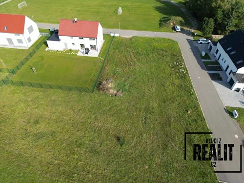 Prodej stavebního pozemku 967 m²