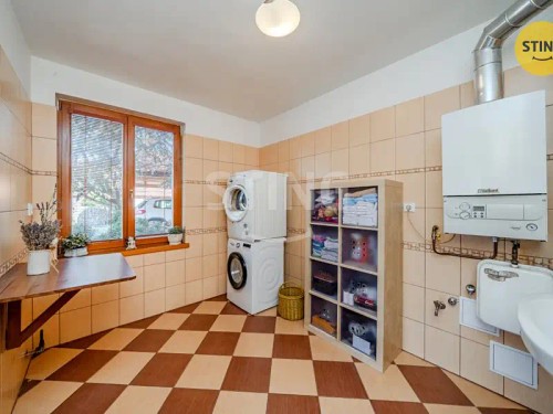 Prodej domu 239 m², pozemek 661 m²