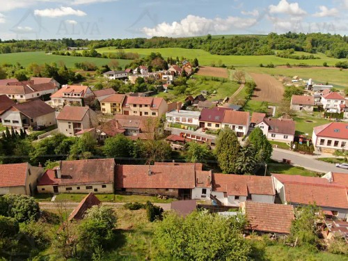 Prodej chalupy 2 m², pozemek 300 m²