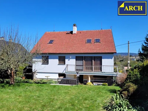 Prodej domu 280 m², pozemek 876 m²