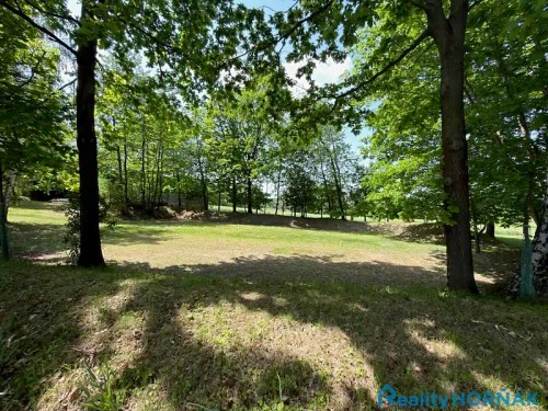 Prodej stavebního pozemku 3304 m²