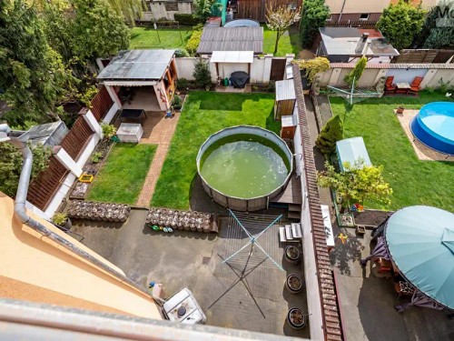 Prodej domu 330 m², pozemek 359 m²