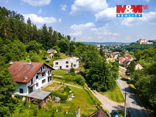 Prodej domu 300 m², pozemek 2108 m²