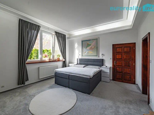 Prodej domu 274 m², pozemek 627 m²