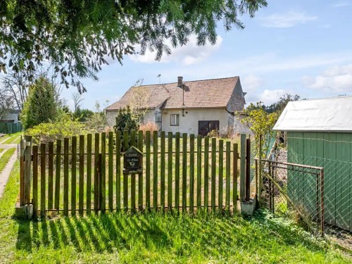 Prodej domu 100 m², pozemek 8575 m²