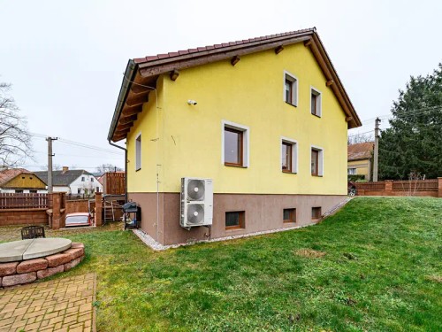 Prodej domu 220 m², pozemek 724 m²