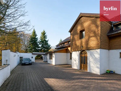 Prodej chaty 820 m², pozemek 24962 m²