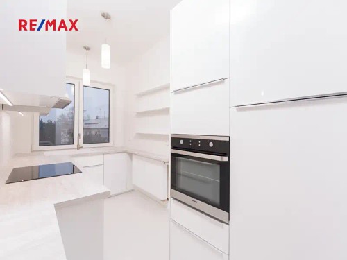 Prodej bytu 3+kk 74 m²