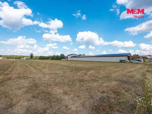 Prodej stavebního pozemku 879 m²