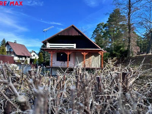 Prodej chaty 60 m², pozemek 96 m²