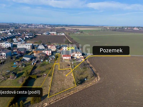 Prodej stavebního pozemku 828 m²