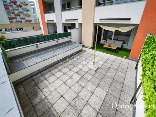 Prodej bytu 1+kk 70 m²