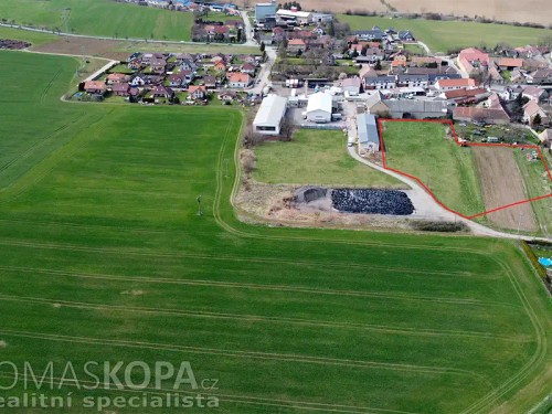 Prodej stavebního pozemku 8316 m²