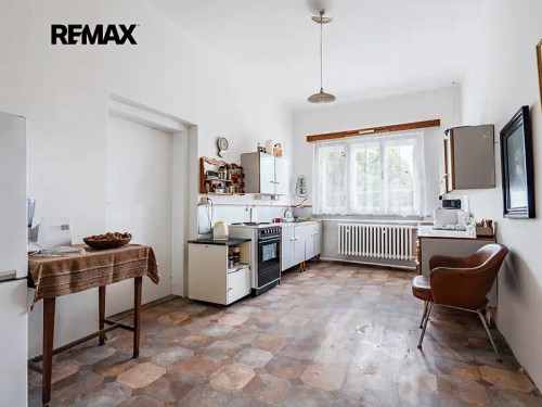 Prodej domu 220 m², pozemek 993 m²