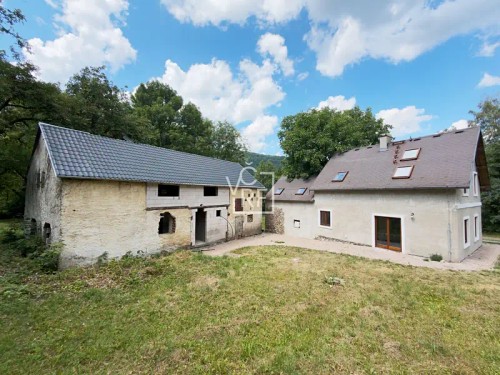 Prodej domu 130 m², pozemek 2906 m²