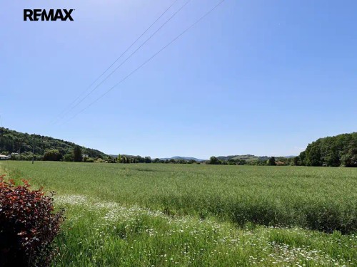 Prodej stavebního pozemku 800 m²