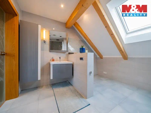 Prodej domu 169 m², pozemek 2854 m²