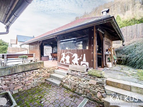 Prodej vily 490 m², pozemek 2450 m²