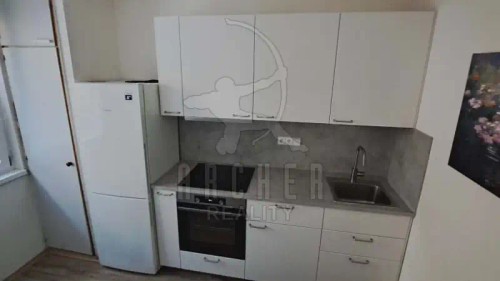 Prodej bytu 2+1 42 m²