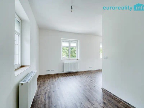 Prodej domu 420 m², pozemek 633 m²