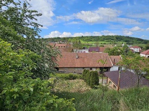 Prodej chalupy 2 m², pozemek 300 m²