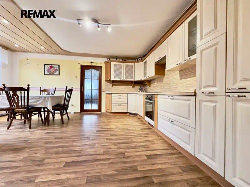 Prodej domu 190 m², pozemek 1562 m²