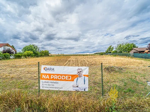 Prodej stavebního pozemku 912 m²