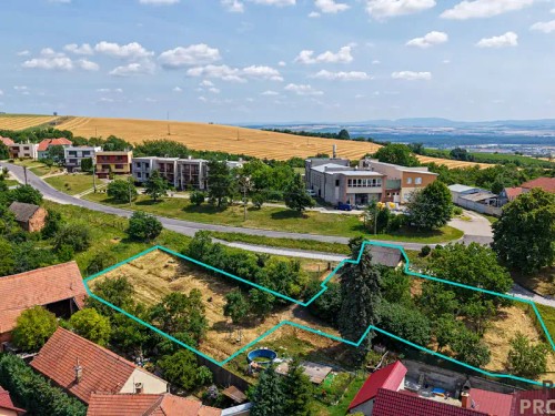 Prodej stavebního pozemku 1206 m²