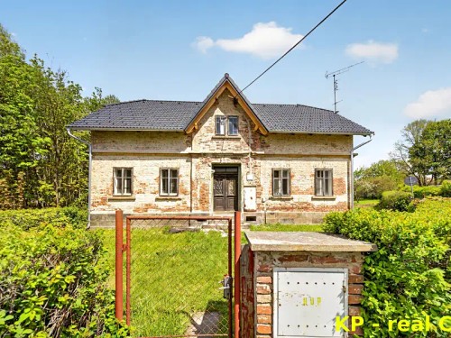 Prodej domu 300 m², pozemek 1331 m²