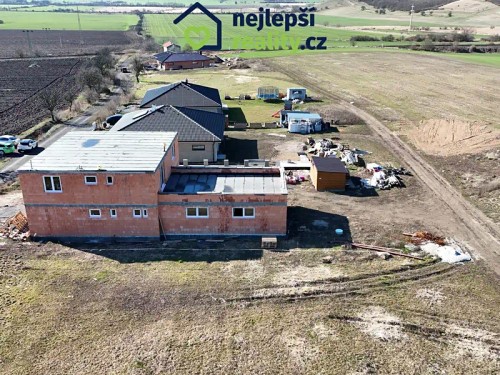 Prodej domu 288 m², pozemek 843 m²