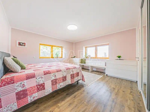 Prodej domu 328 m², pozemek 1107 m²