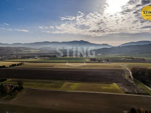 Prodej stavebního pozemku 1000 m²