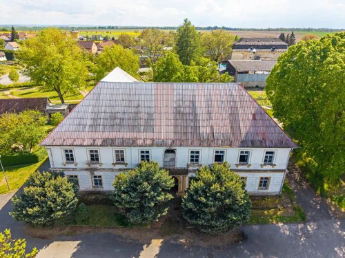 Prodej domu 4000 m², pozemek 3288 m²