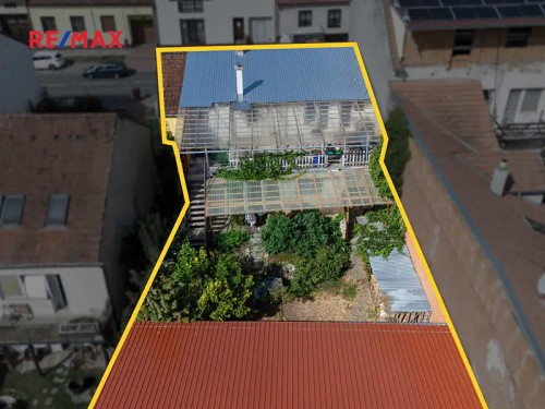 Prodej domu 350 m², pozemek 1401 m²