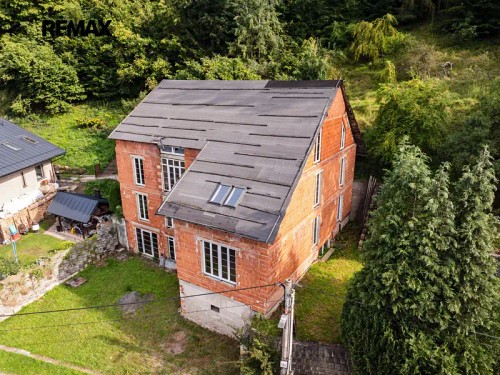 Prodej domu 533 m², pozemek 2105 m²