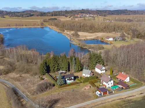 Prodej chaty 400 m², pozemek 400 m²